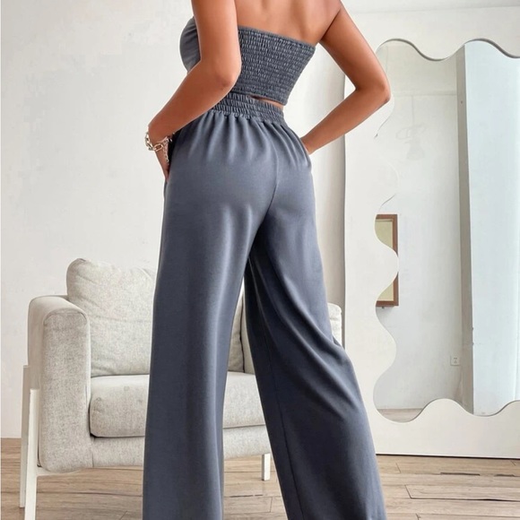 Two piece lounge set - Picture 2 of 3